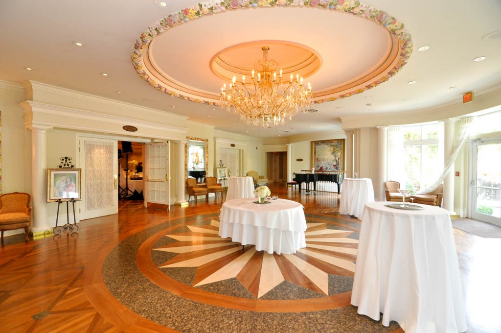 King's Landing Niagara On The Lake Atrium