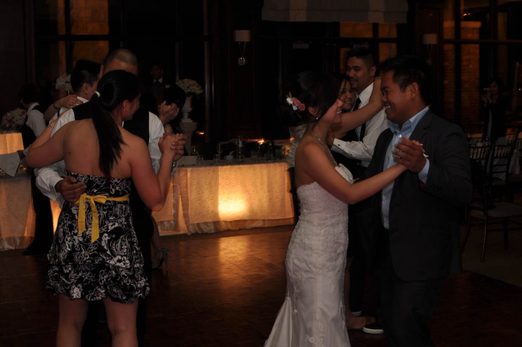 Eagles Nest Wedding - The money dance